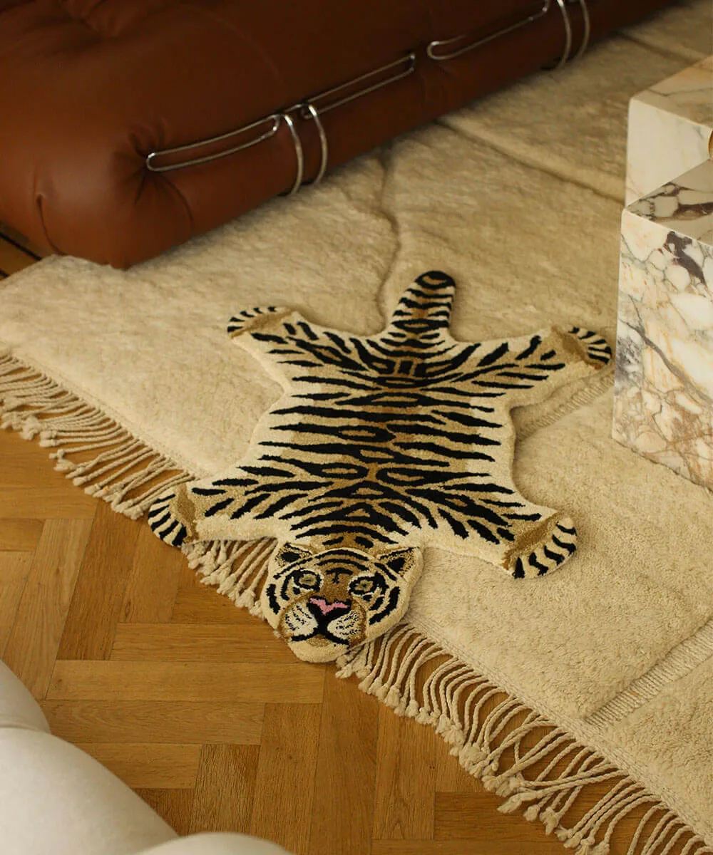 Doing Goods Tapis Amis Drowsy Tiger Small Teppich Wolle