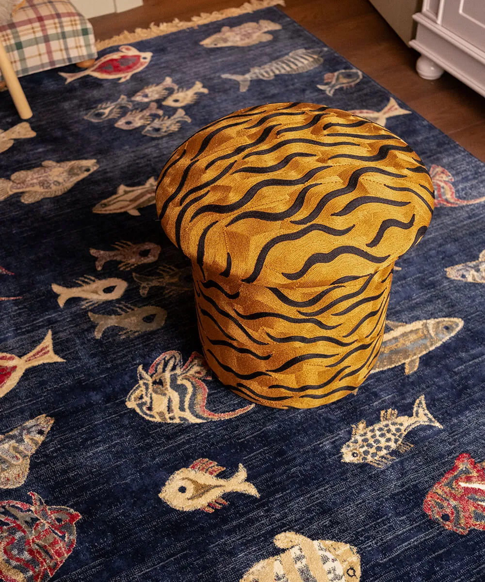Doing Goods Maya Tiger Hocker 45x45x47 bestickt