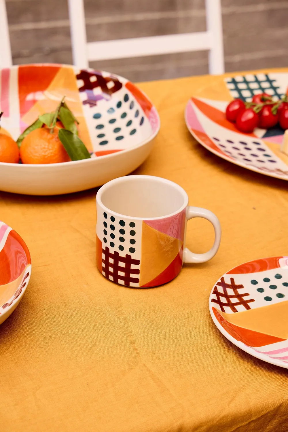 Donna Wilson Glypha Tasse Steinzeug geometrisch
