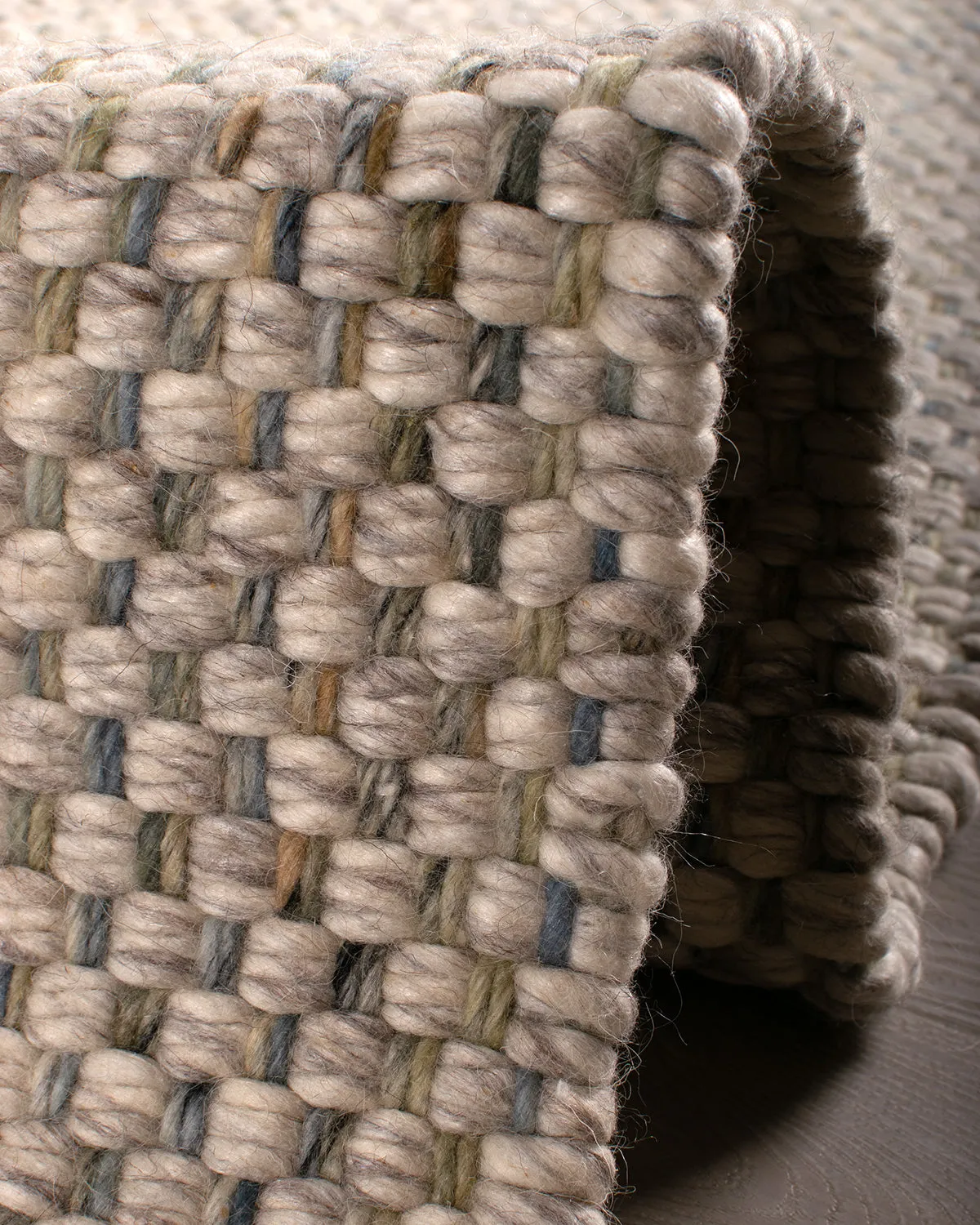 HC Interior Rugs Leeds 8001-464 Teppich Silber Olive Wolle