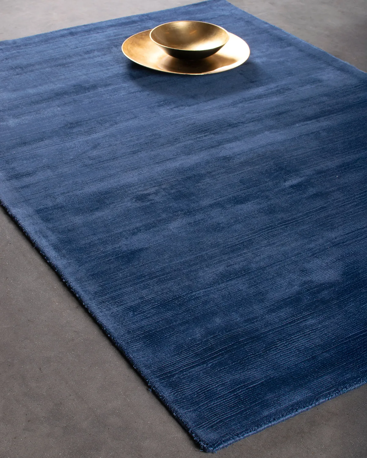HC Interior Rugs Larvik 1960-090 Teppich Blau 200x290 Viskose