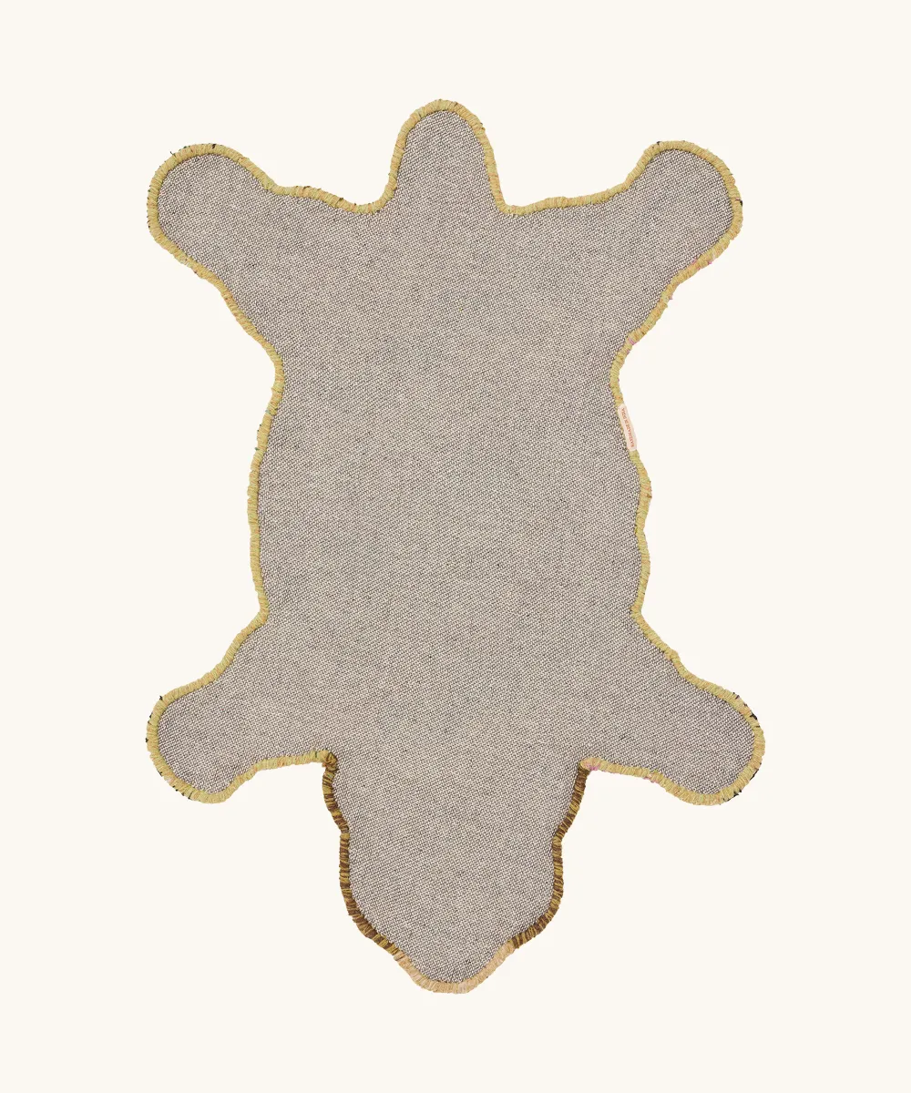 Doing Goods Archie Bear Teppich Bär Karo Small Wolle