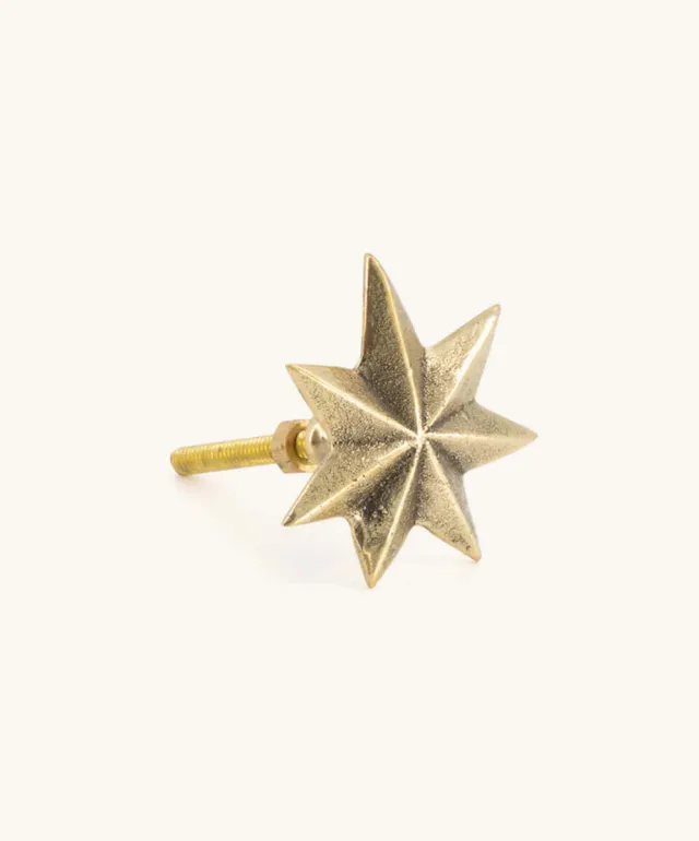 Doing Goods Oda Star Möbelknopf Messing Stern