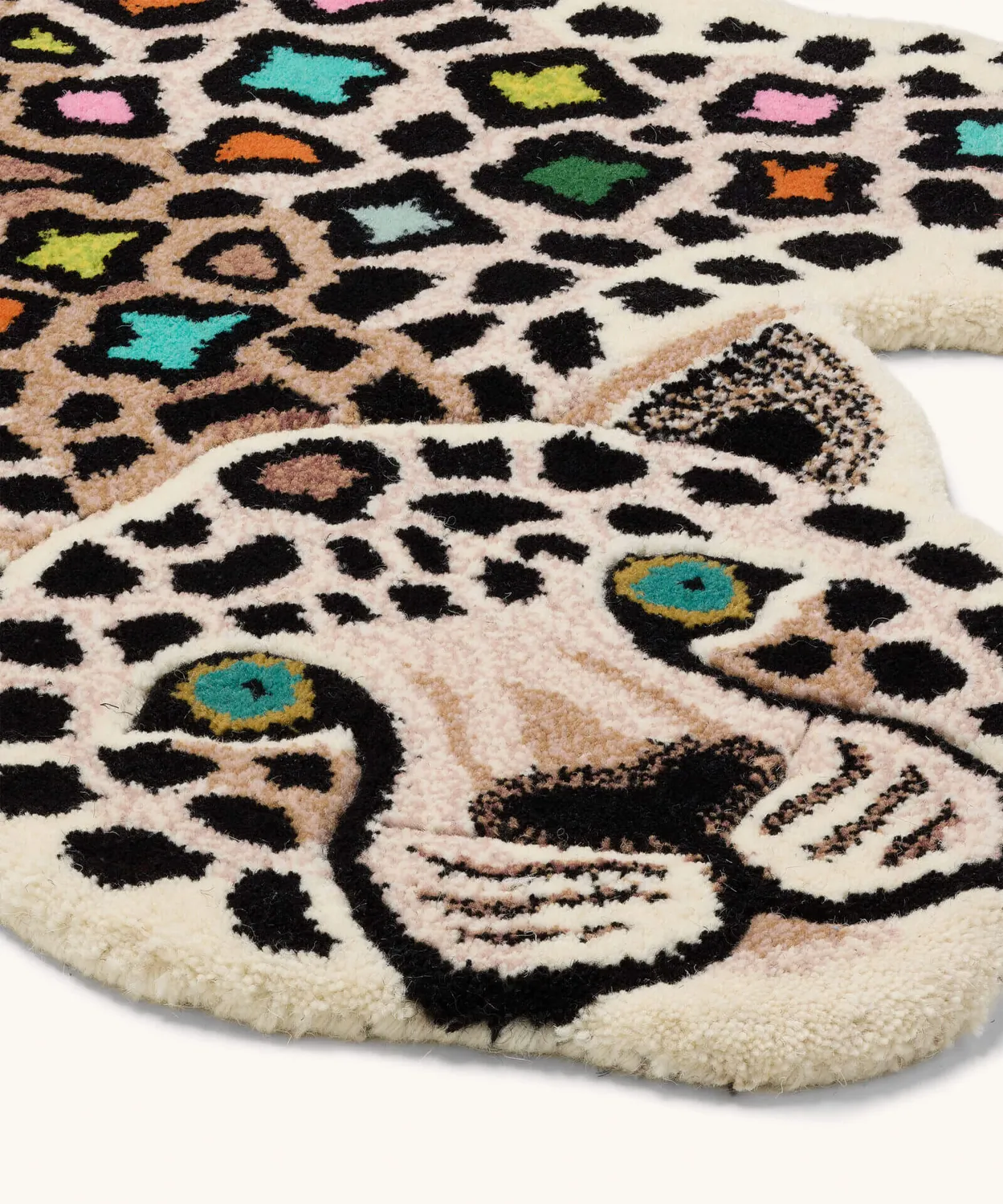 Doing Goods Disco Leopard Teppich Large Wolle Bonton
