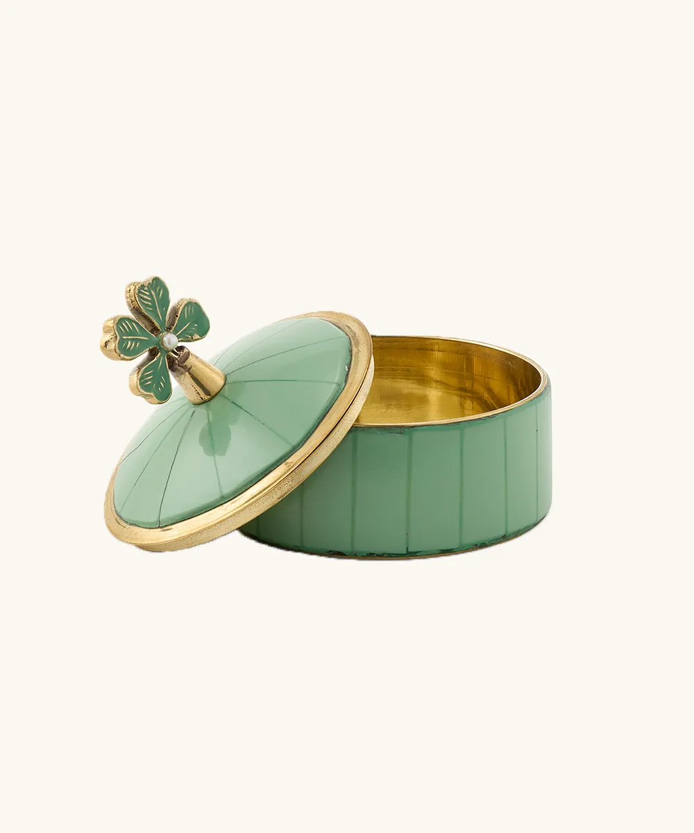 Doing Goods Lucky Clover Circus Dose mittel grün Messing