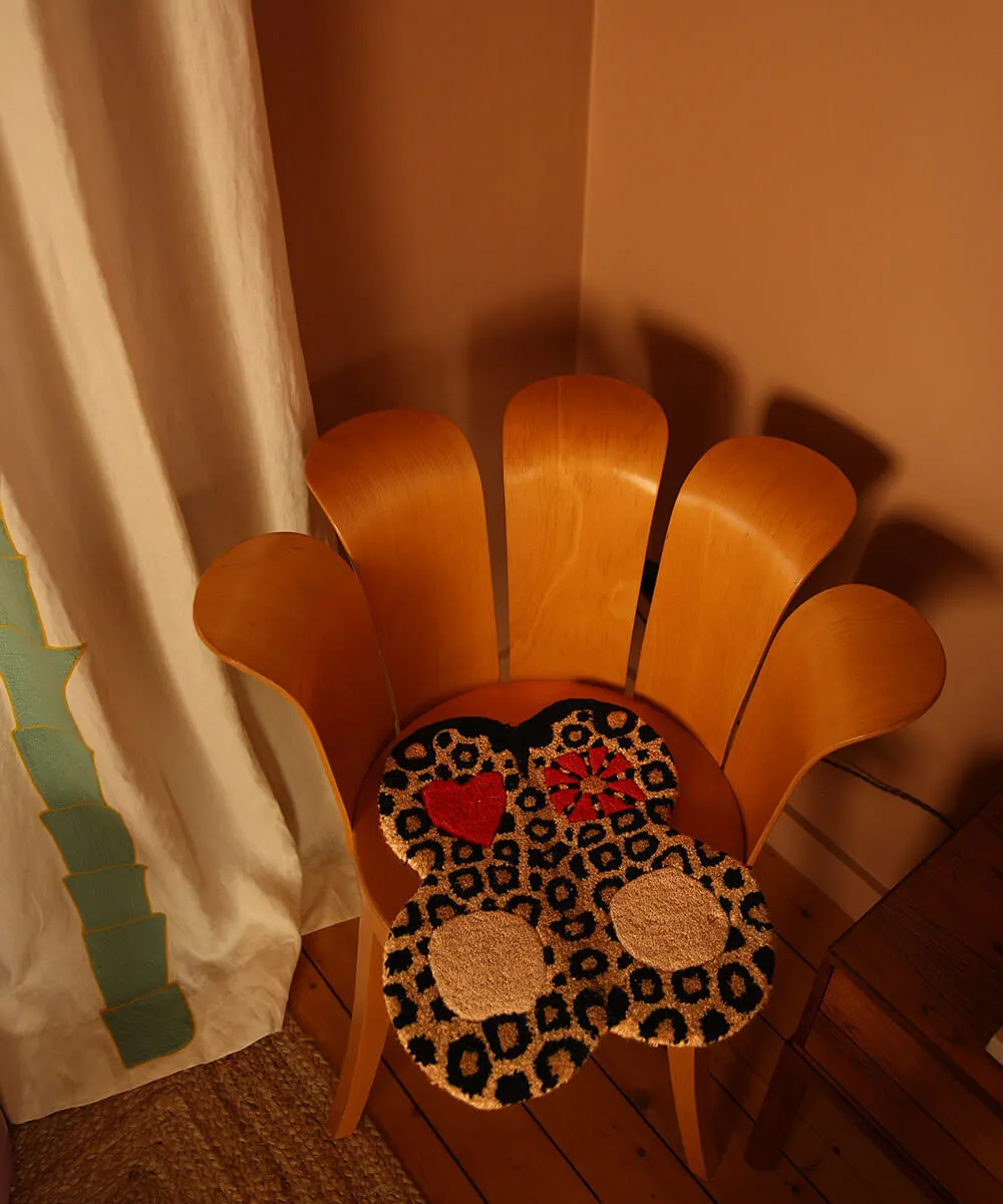 Doing Goods Loony Leopard Medium Teppich 45x39 Wolle