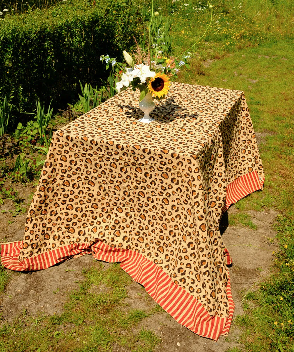 Doing Goods Leopard Plaid Baumwolldecke mit Tasche