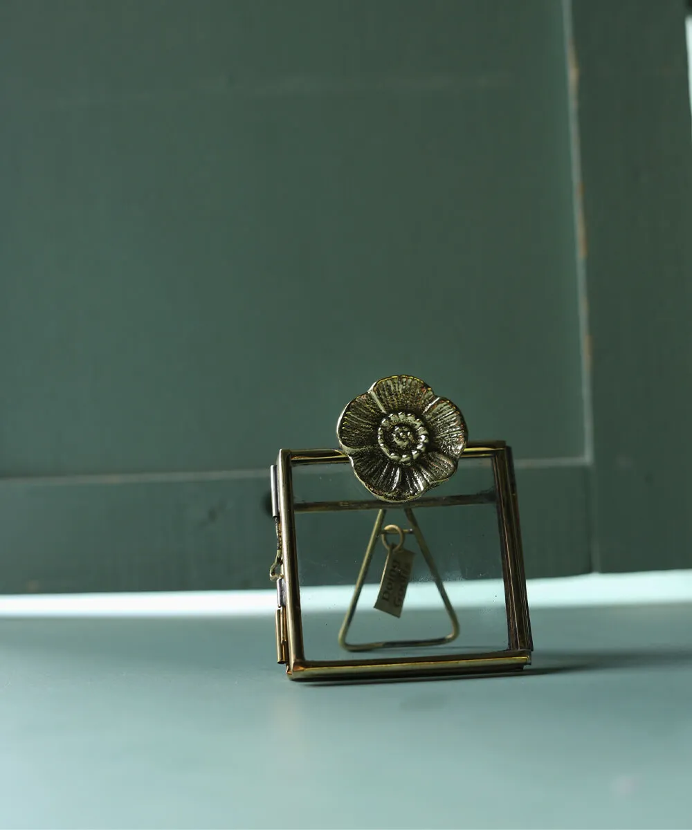 Doing Goods Mia Poppy Mini Bilderrahmen 7,2 cm Messing