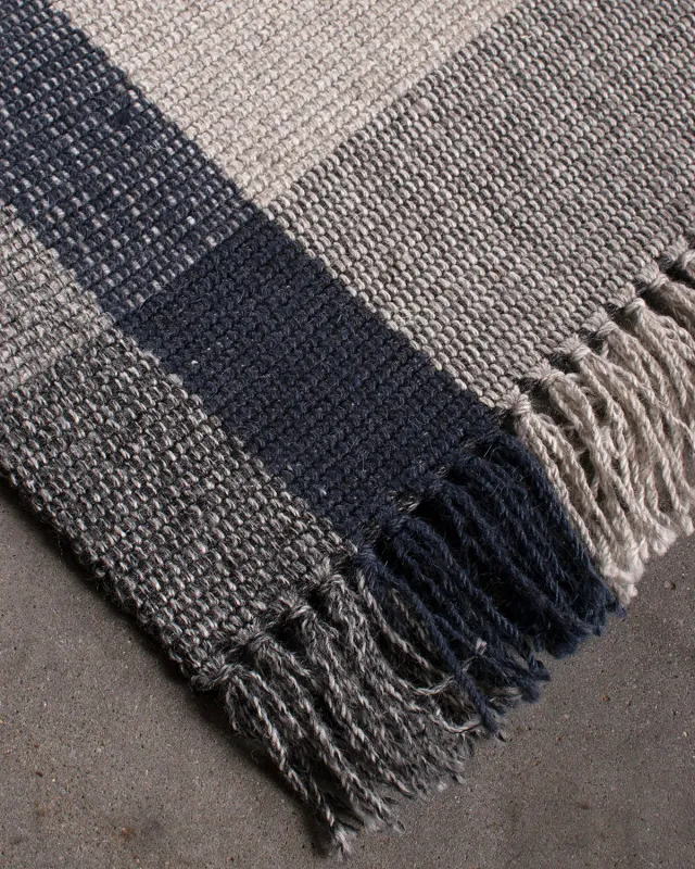 HC Interior Rugs Oslo 1170-090 Teppich Blau Schurwolle