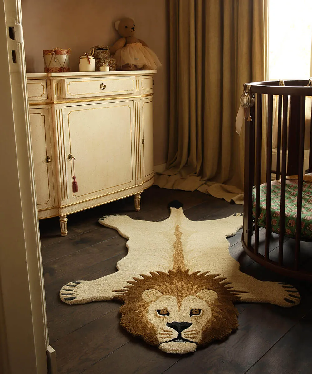 Doing Goods Moody Lion Large Teppich Wolle Handgetuftet