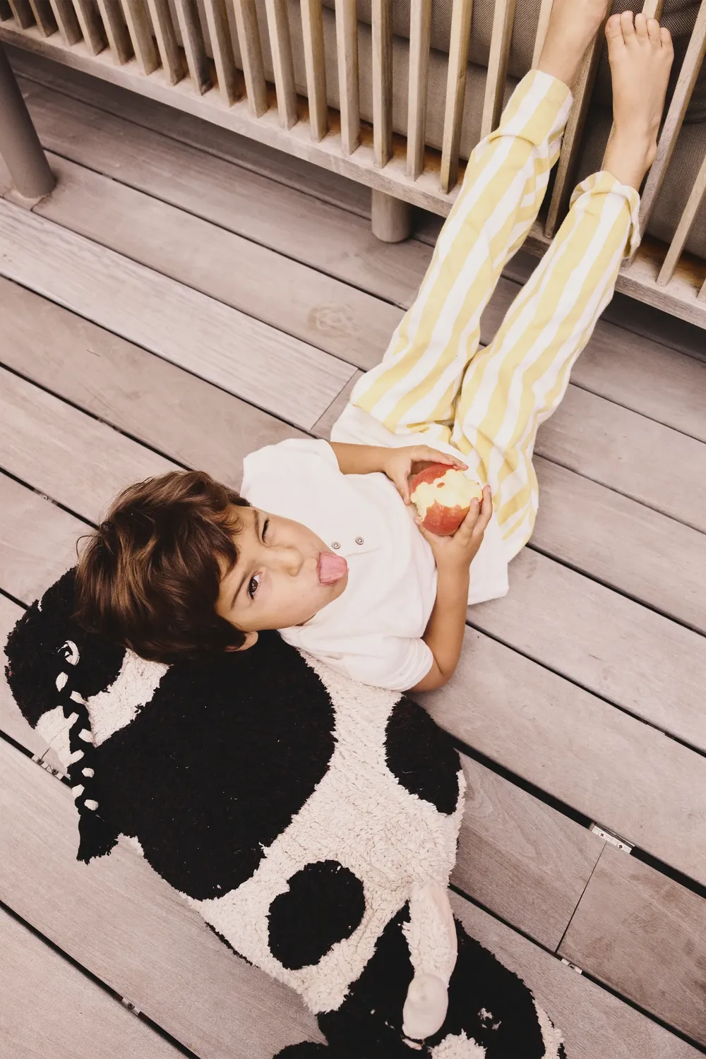 Lorena Canals Lola the Cow Pouf 60x40 cm Kuh