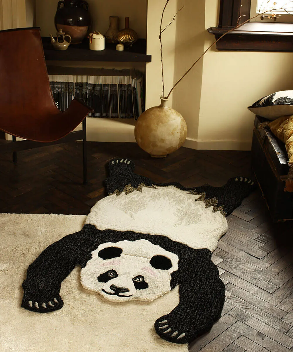 Doing Goods Plumpy Panda Large Teppich Wolle handgetuftet