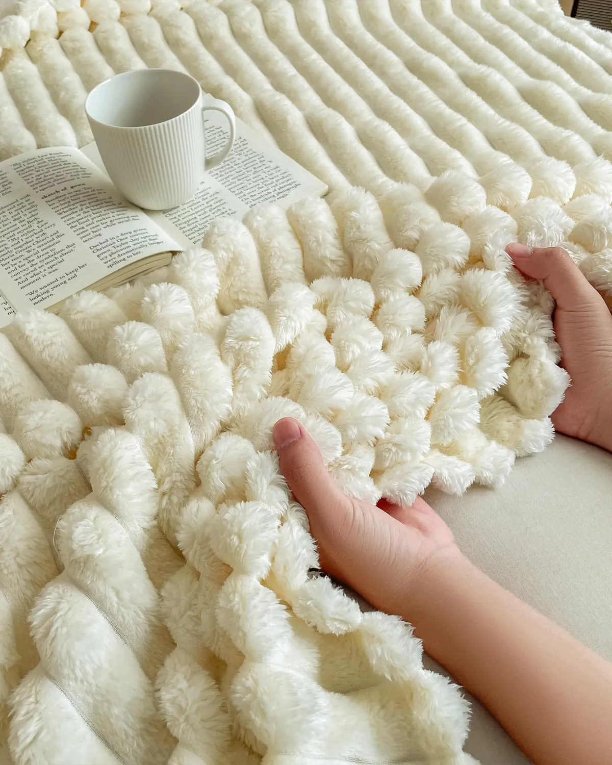HonunGron Kunstfell Kuscheldecke Beige 70x100cm gerippt