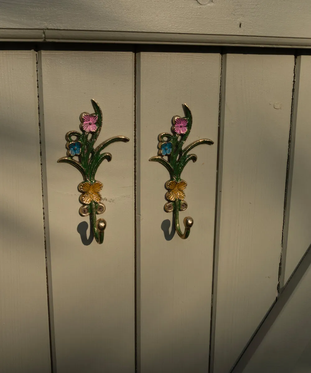 Doing Goods Ivy Wandhaken Messing Blumen