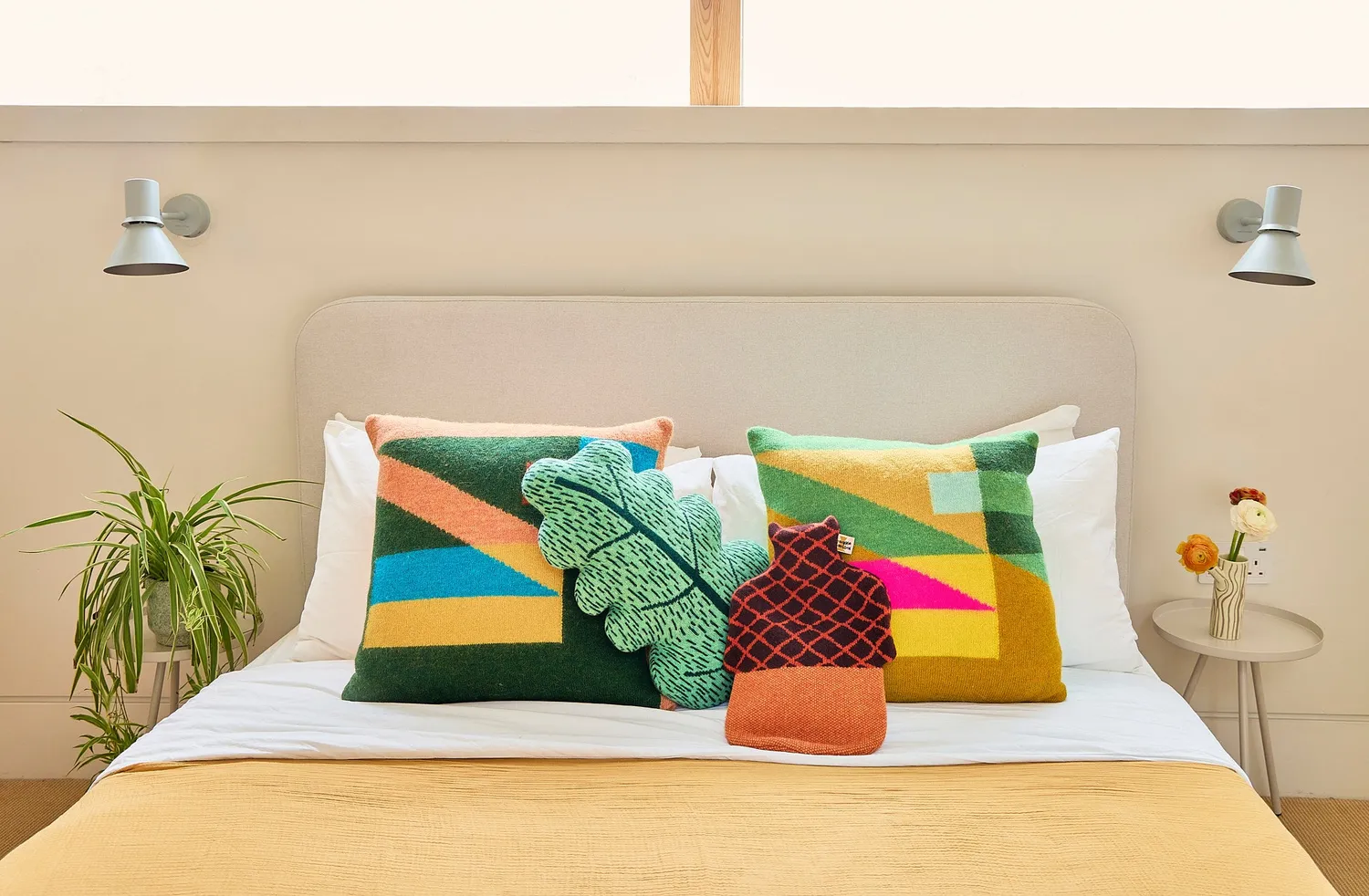 Donna Wilson Acorn Wärmflasche Lambswool Eichel