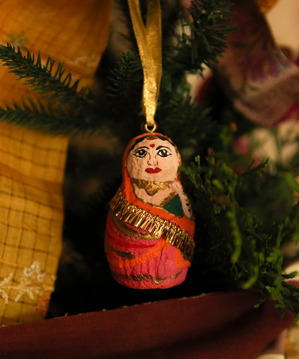 Doing Goods Sari Lady Anhänger Baumschmuck Pink-Orange