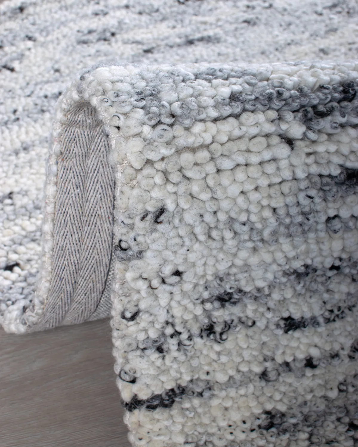HC Interior Rugs York 3140-202 Teppich White Black Wollteppich