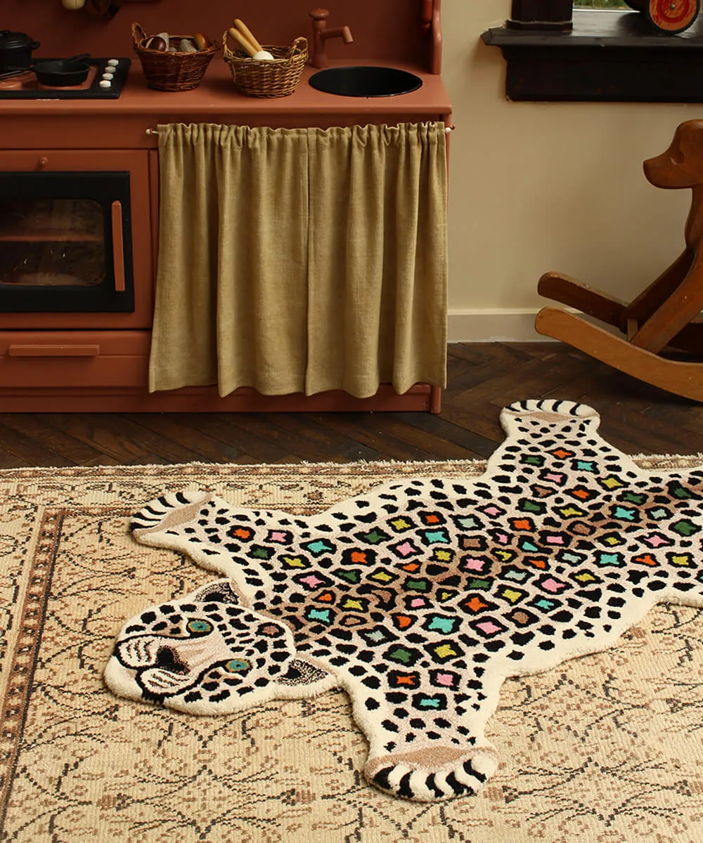 Doing Goods Disco Leopard Teppich Large Wolle Bonton