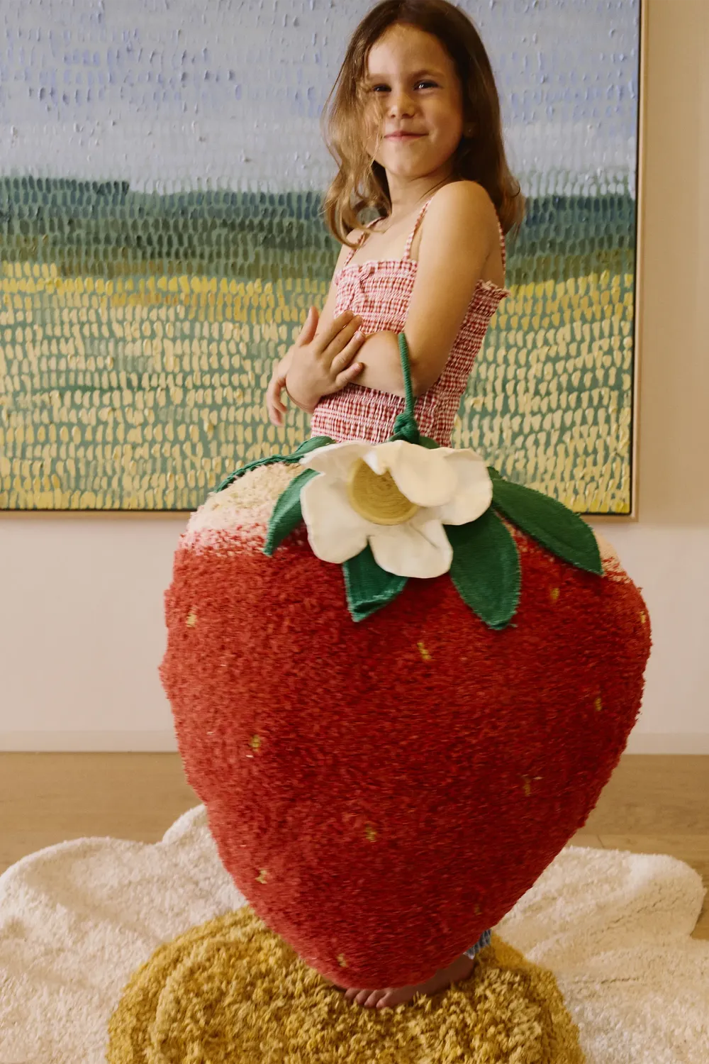 Lorena Canals Strawberry Bodenkissen 60x50x25 cm Erdbeere