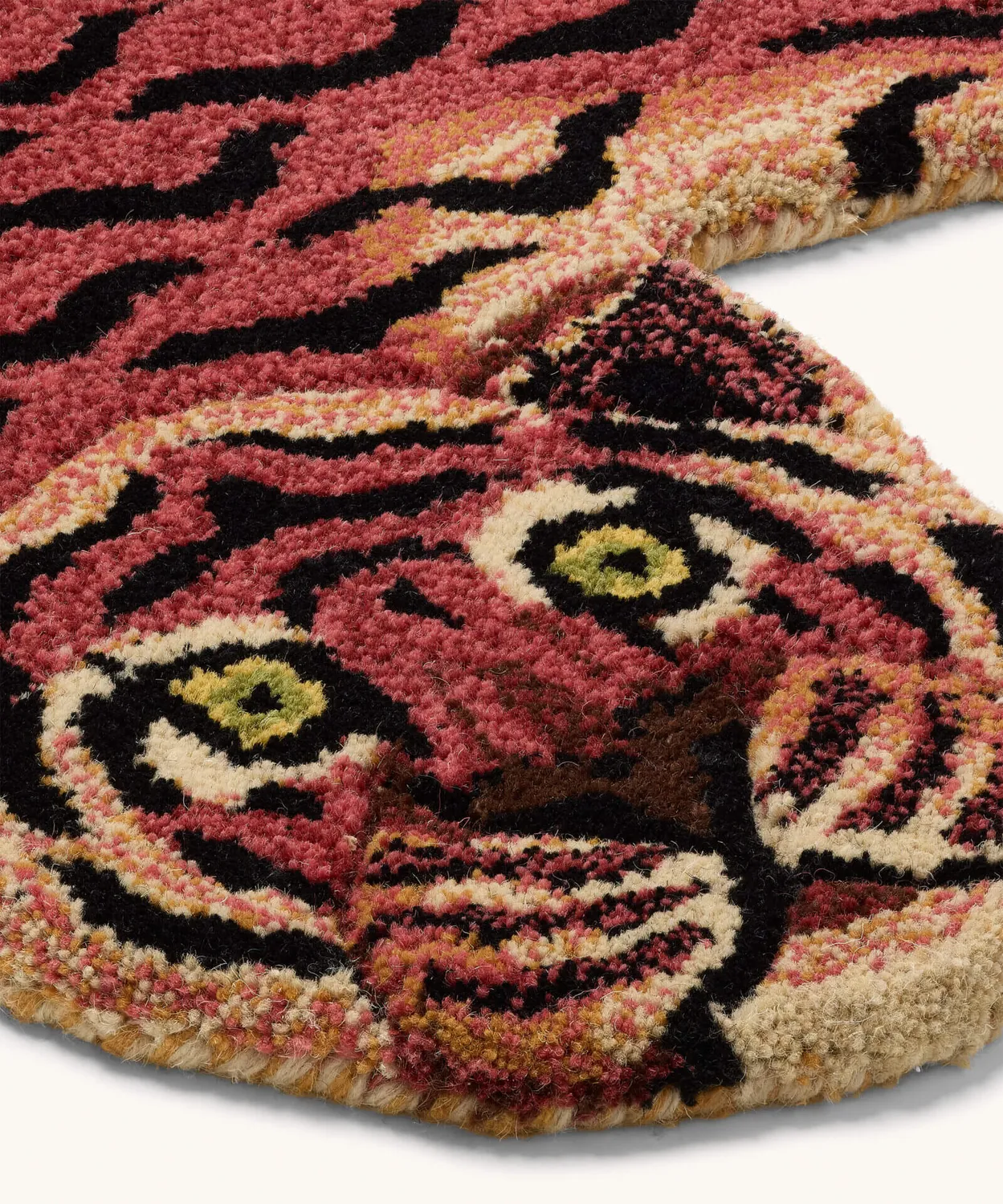 Doing Goods Tula Small Teppich Tiger Sage Wolle handgetuftet