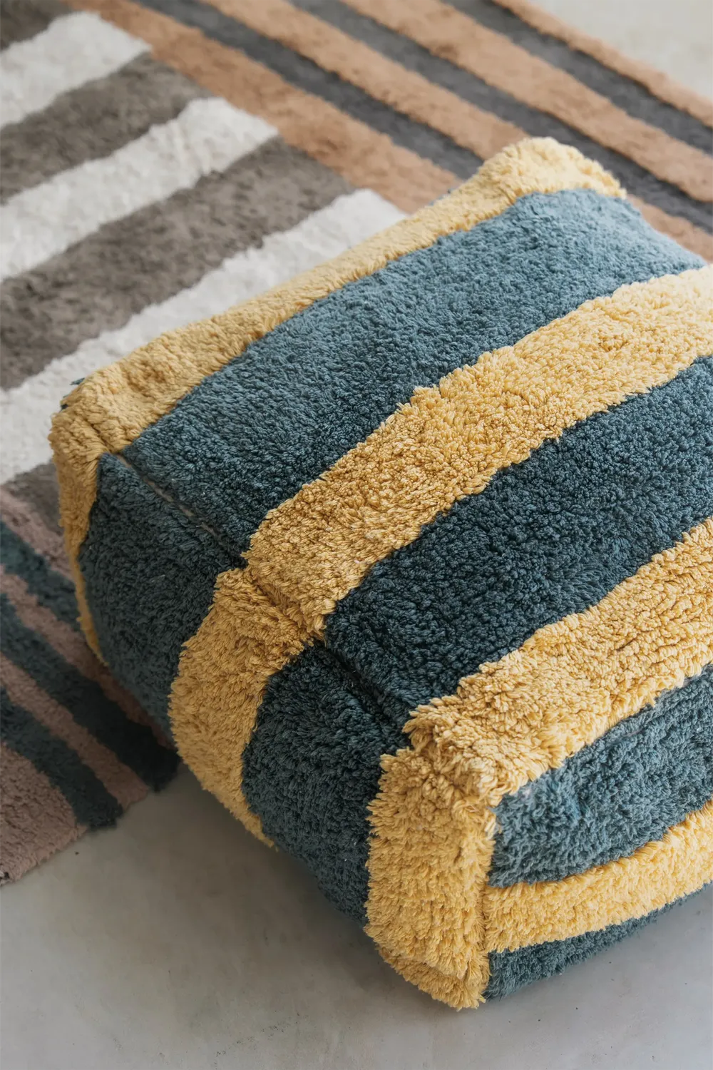 Lorena Canals Lines Terrazzo Pouf 45x45x22 handgewebt