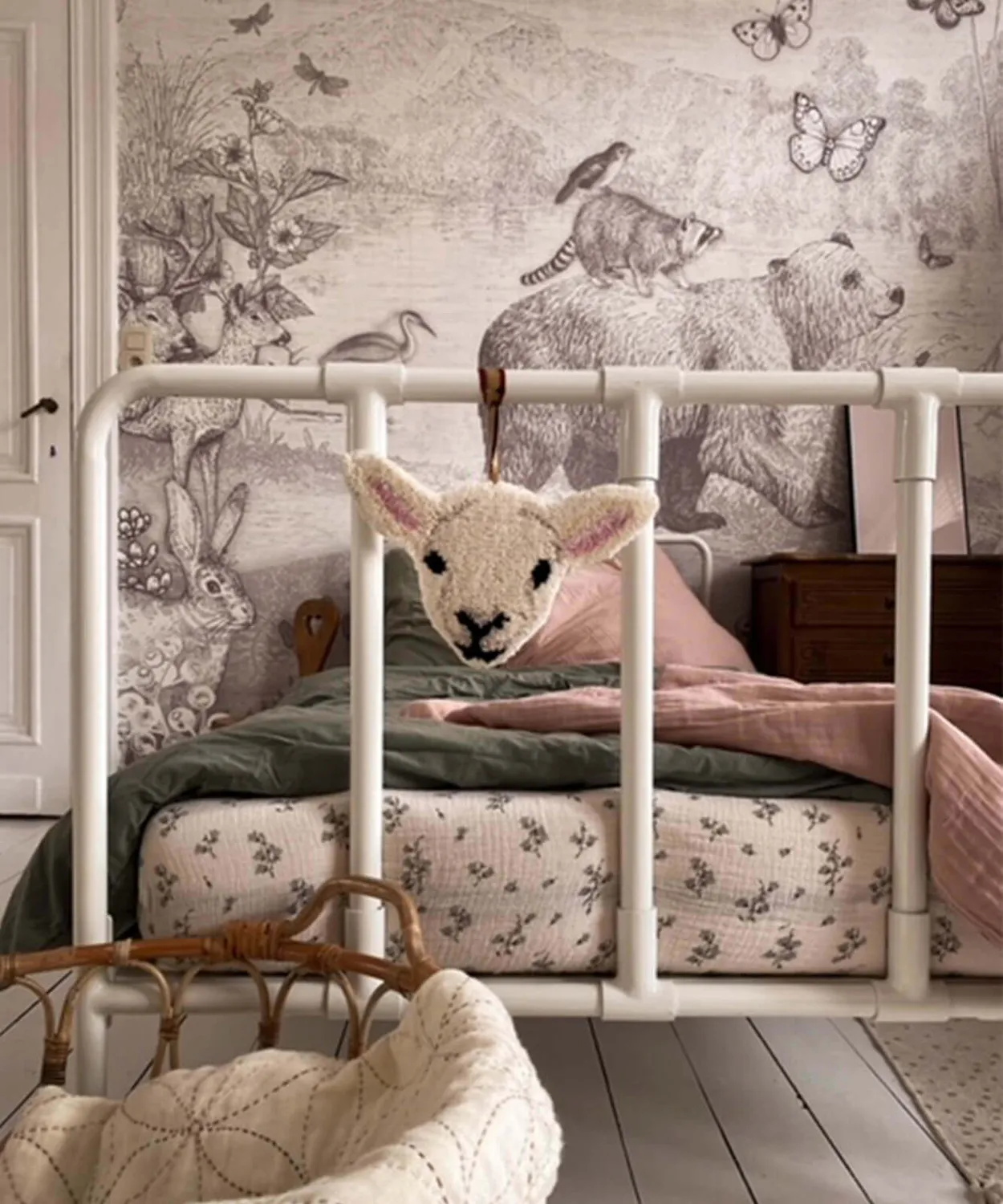 Doing Goods Tapis Amis Woolly Lamb Wandbehang Wolle Lamm