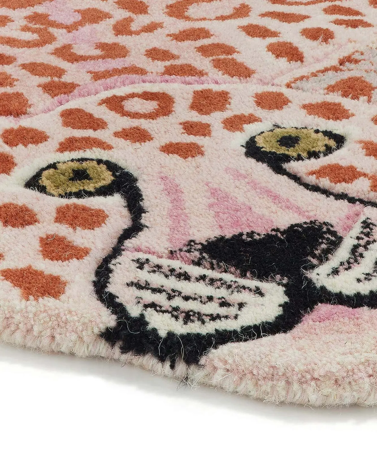 Doing Goods Pinky Leopard Large Teppich Wolle
