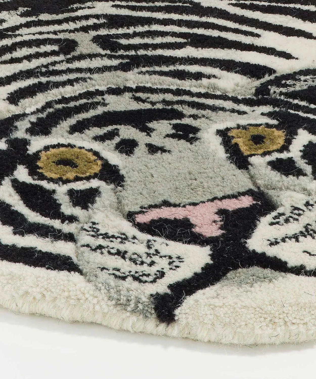 Doing Goods Snowy Tiger Large Teppich Wolle handgetuftet