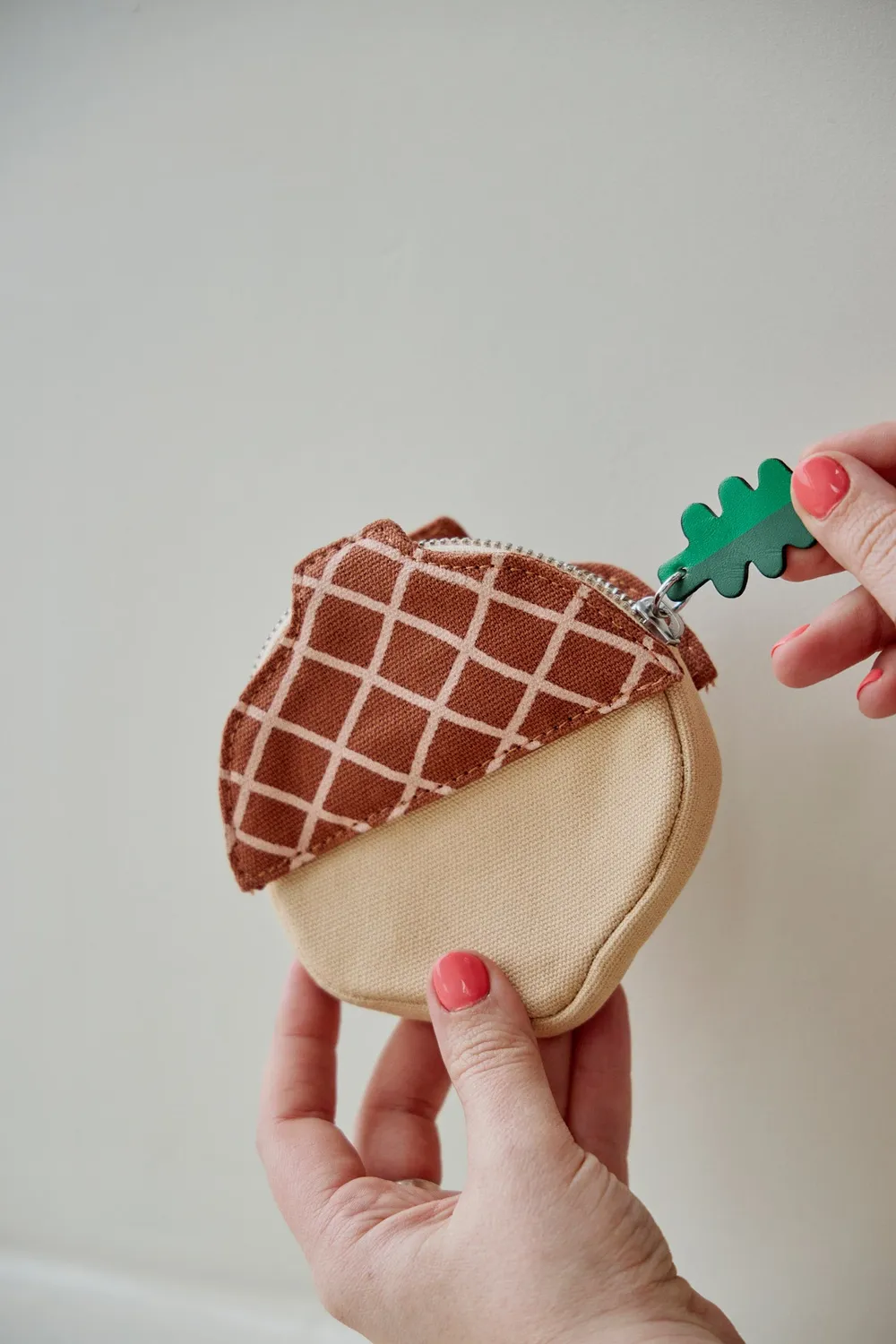 Donna Wilson Acorn Mini Pouch Täschchen Baumwolle