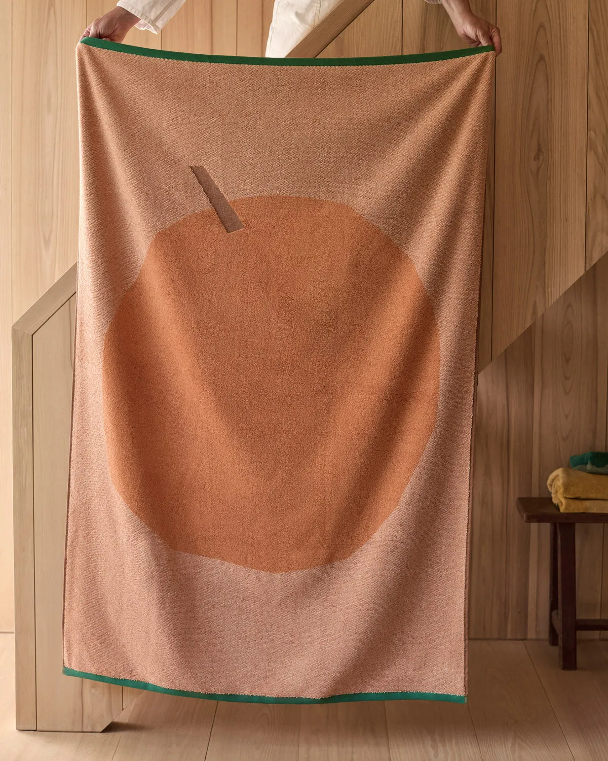 Donna Wilson Tutti Frutti Badetuch orange 100x150