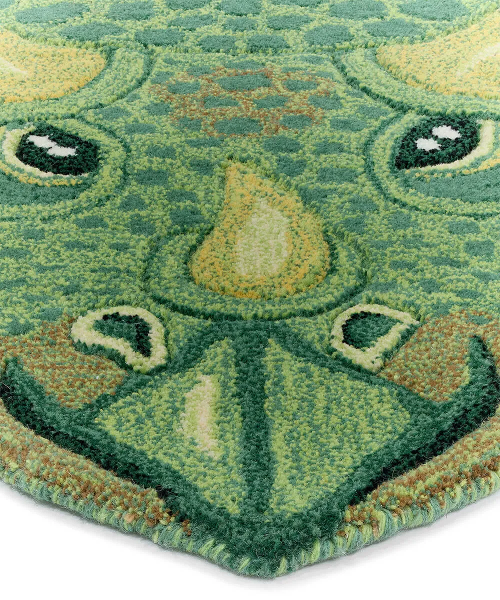 Doing Goods Triceratops Dino Teppich Large Grün 95cm