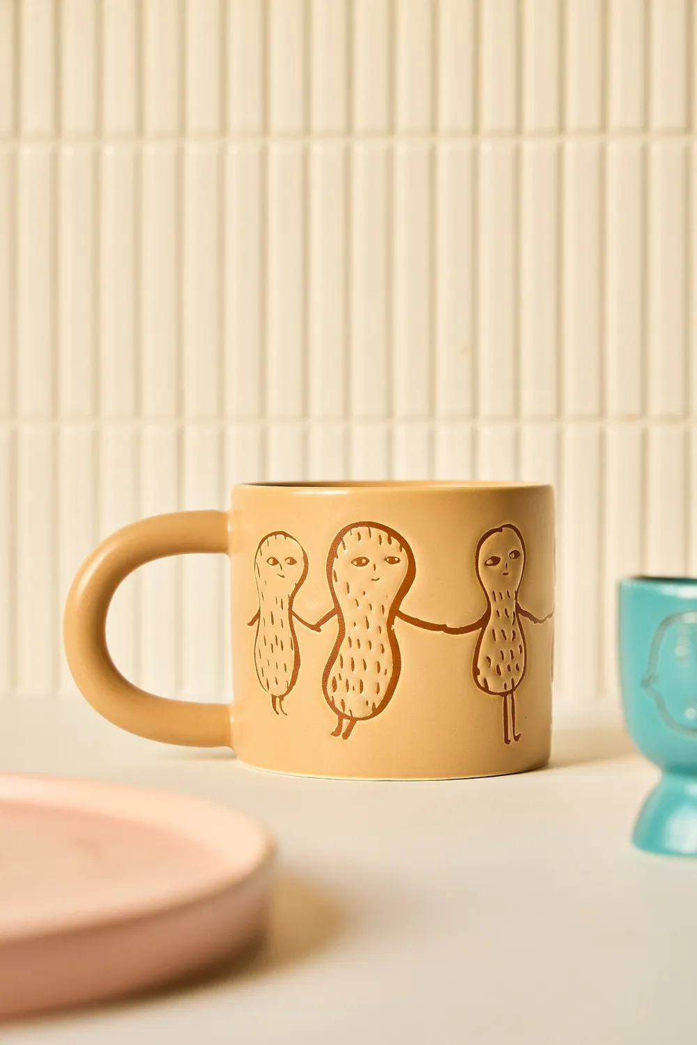 Donna Wilson Peanut Tasse Erdnuss Steingut