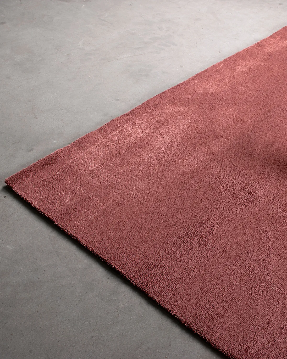 HC Interior Rugs Finesto 71401-010 Teppich Red Unifarben