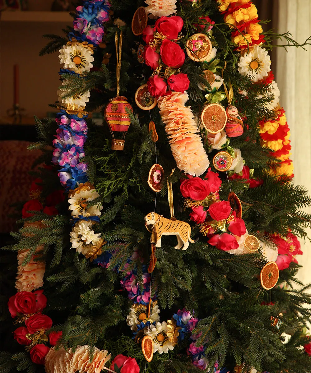Doing Goods Tinsel Tiger Baumanhänger Ocker 15cm