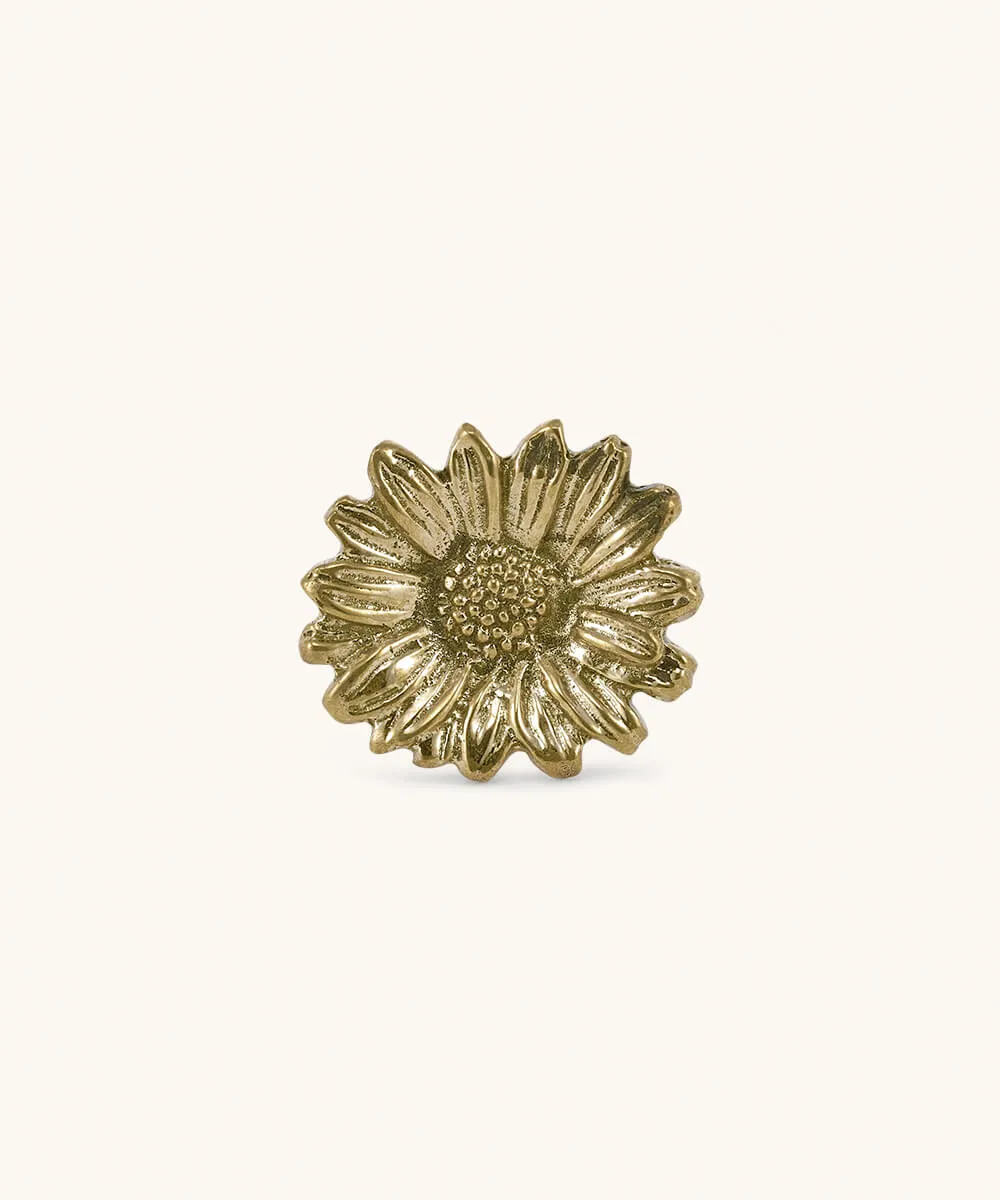 Doing Goods Marguerite Breezy Möbelknopf Messing
