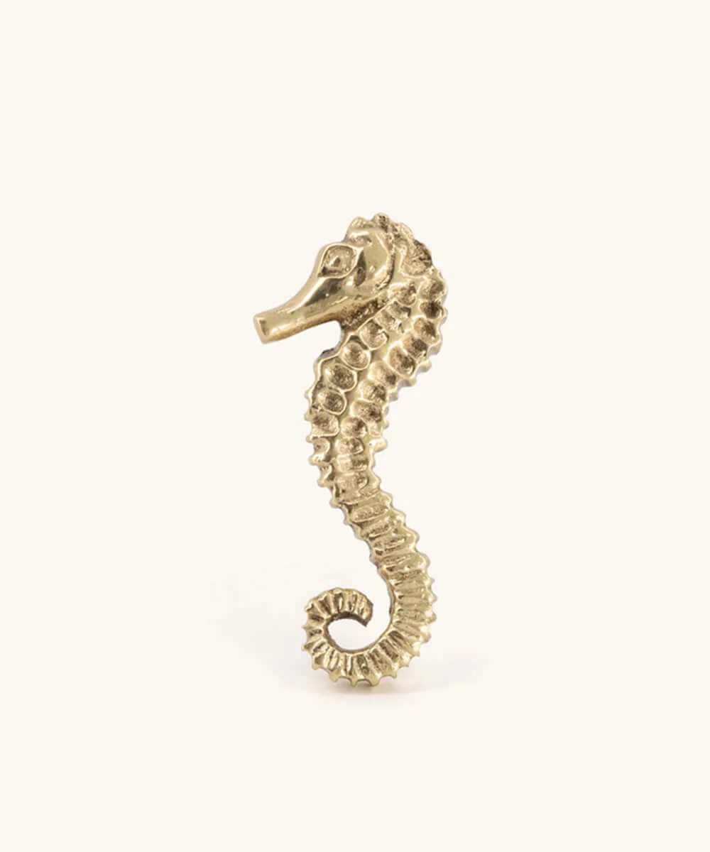 Doing Goods Pippa Seahorse Möbelknopf Messing rechts
