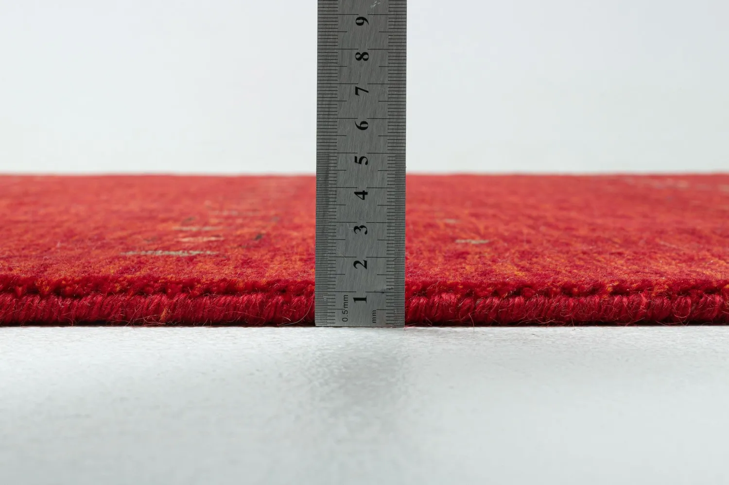 THEKO Lori Dream Gold Teppich 90x160 cm Rot Schurwolle
