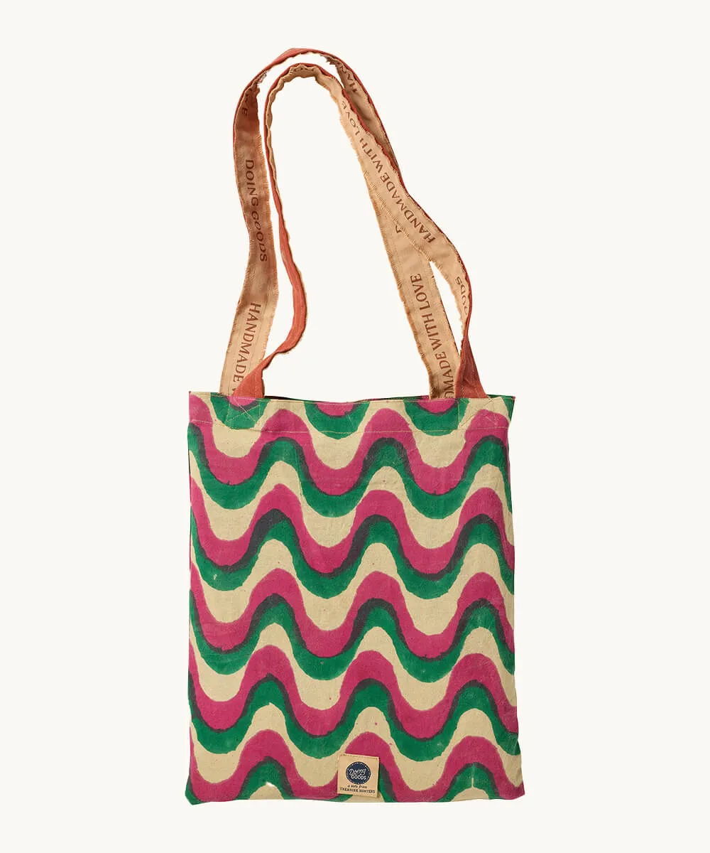Doing Goods Millie Simple Decke mit Tasche Baumwolle