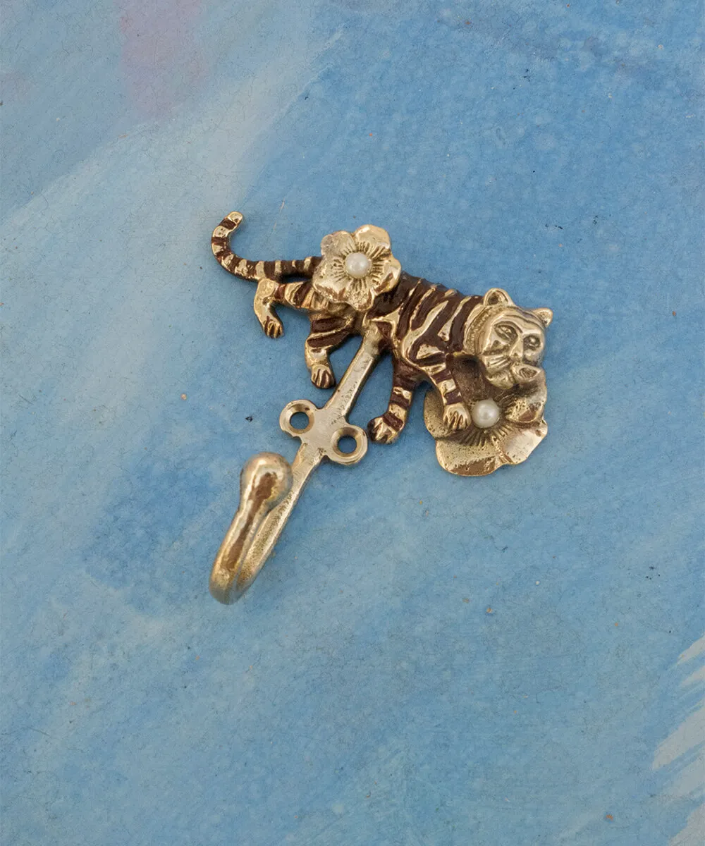 Doing Goods Tigre Lacy Wandhaken 9x9 cm Tiger Gold