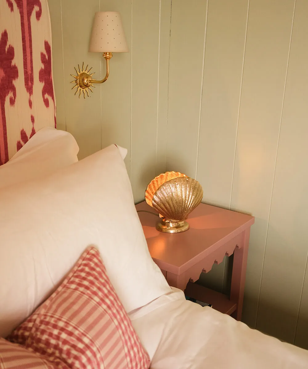 Doing Goods Scarlett Muschel Tischlampe Gold E27
