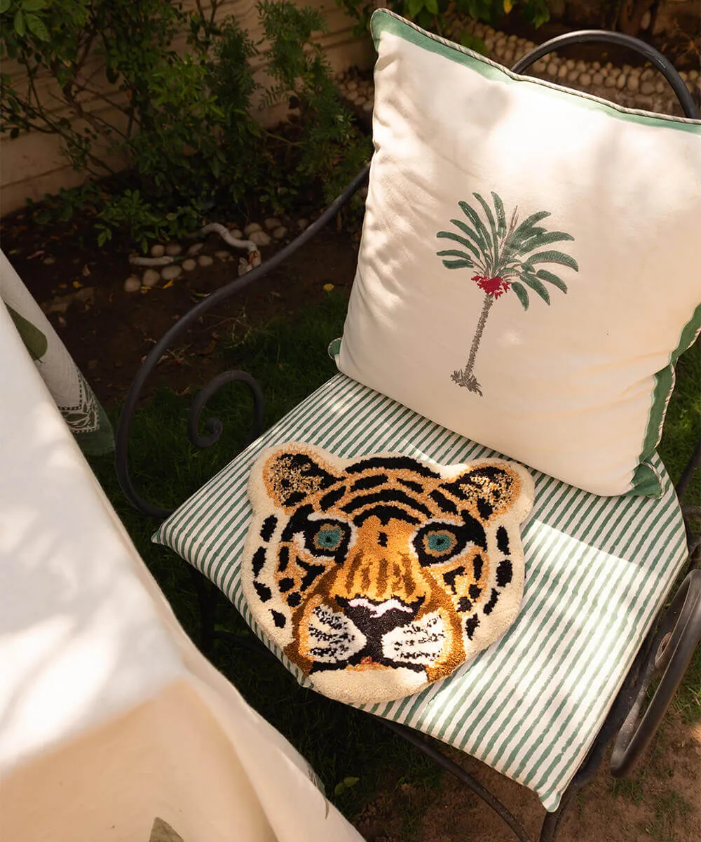 Doing Goods Cloudy Tiger Tigerteppich Wolle Wanddeko