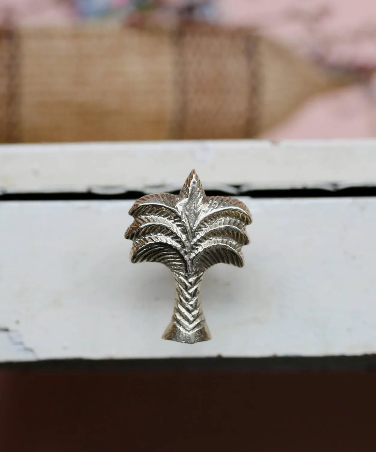 Doing Goods Wanda Palmtree Möbelknopf Palme Messing