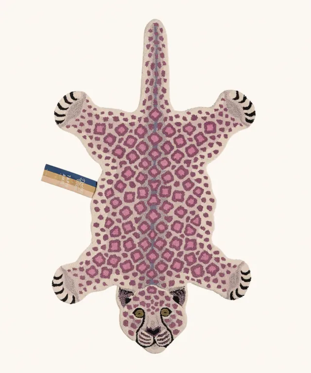 Doing Goods Lilly Leopard Large Teppich lila Wolle