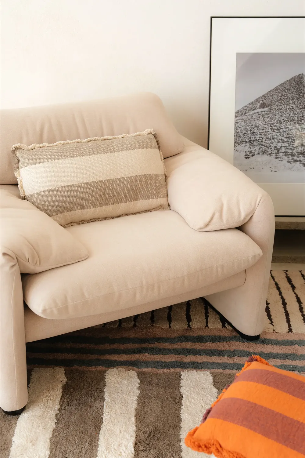 Lorena Canals Lines Brown Kissen 30x50 Handwebung