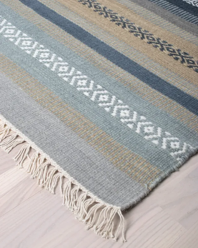 HC Interior Rugs Denver 6900-090 Teppich Blue Sand handgewebt