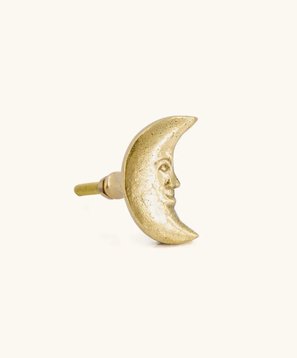 Doing Goods Morgan Moon Left Möbelknopf Messing
