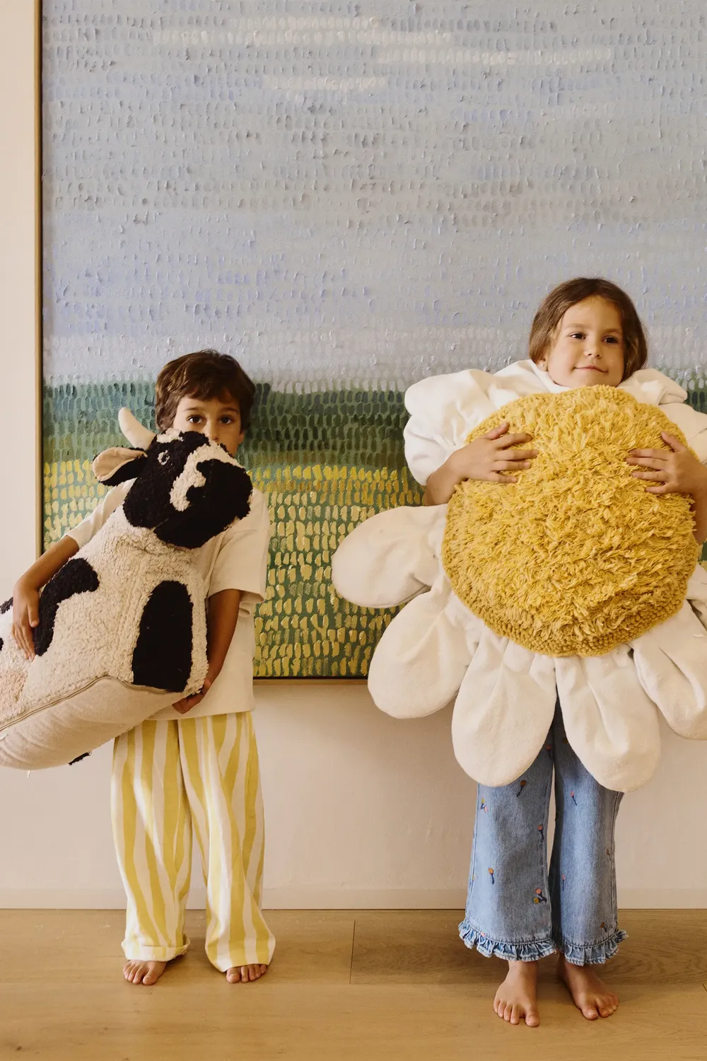 Lorena Canals Lola the Cow Pouf 60x40 cm Kuh