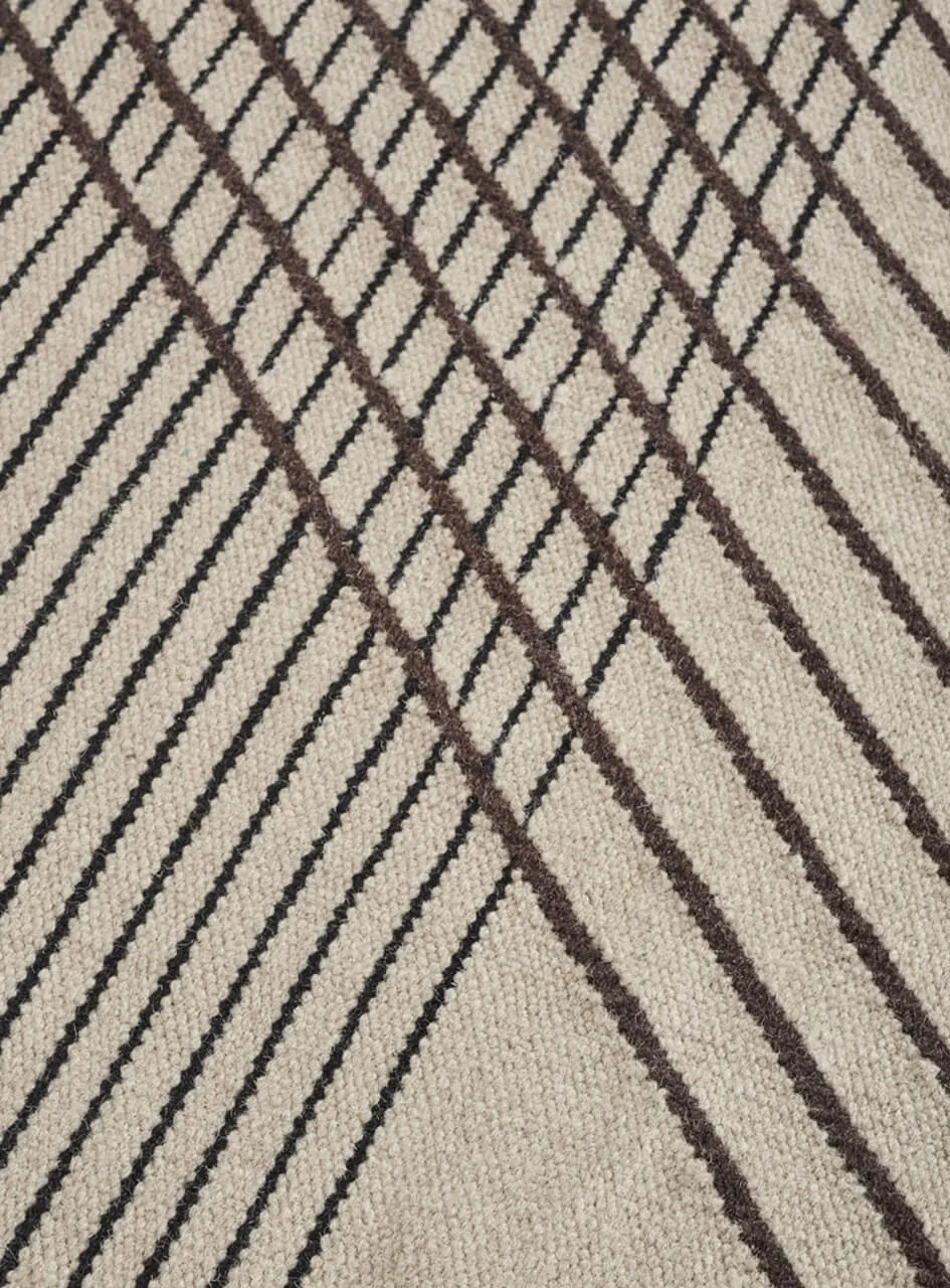 Amini RD Grid Kilim Teppich Black Handwebung