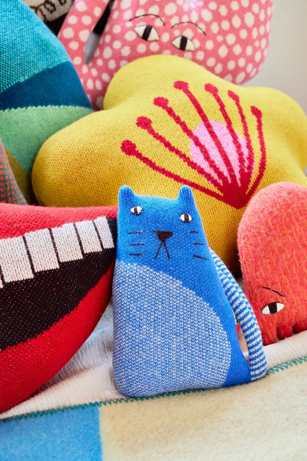 Donna Wilson Casper Cat Kuscheltier Lambswool 23x20cm