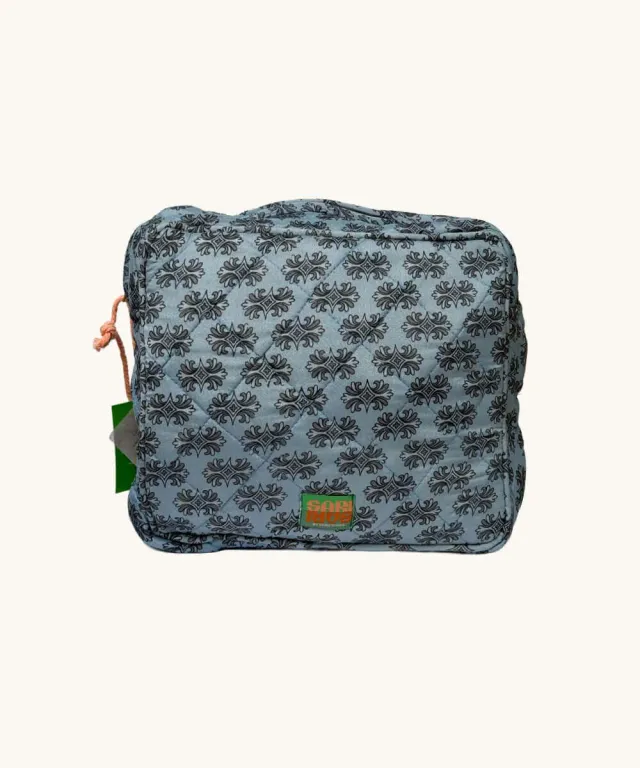 Doing Goods Gia Gia Sari Travel Pouch 552 Kulturtasche Unikat